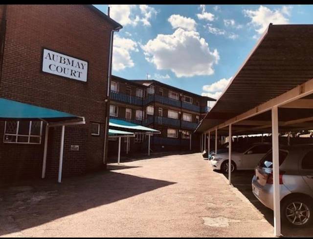1 BEDROOM APARTMENT FOR SALE IN GERMISTON SOUTH